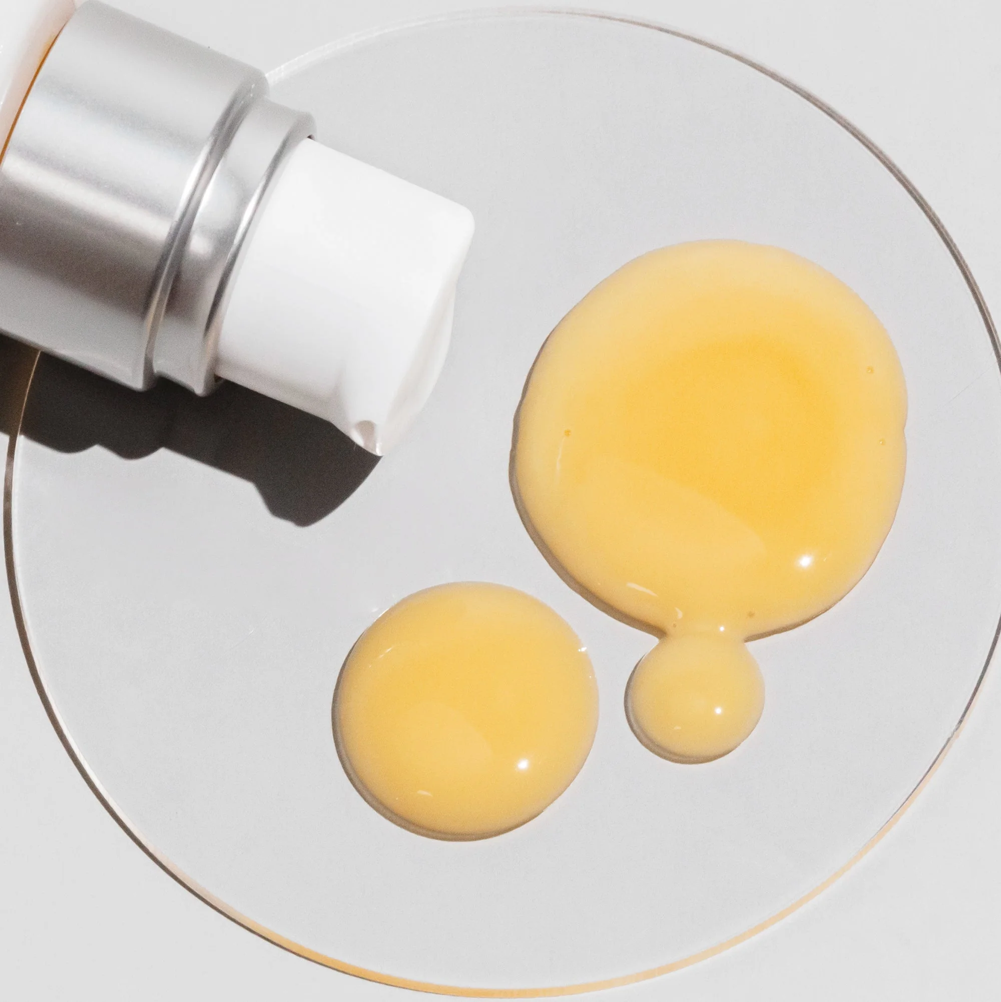 Clarity Skin-Clarifying Serum - Image 3