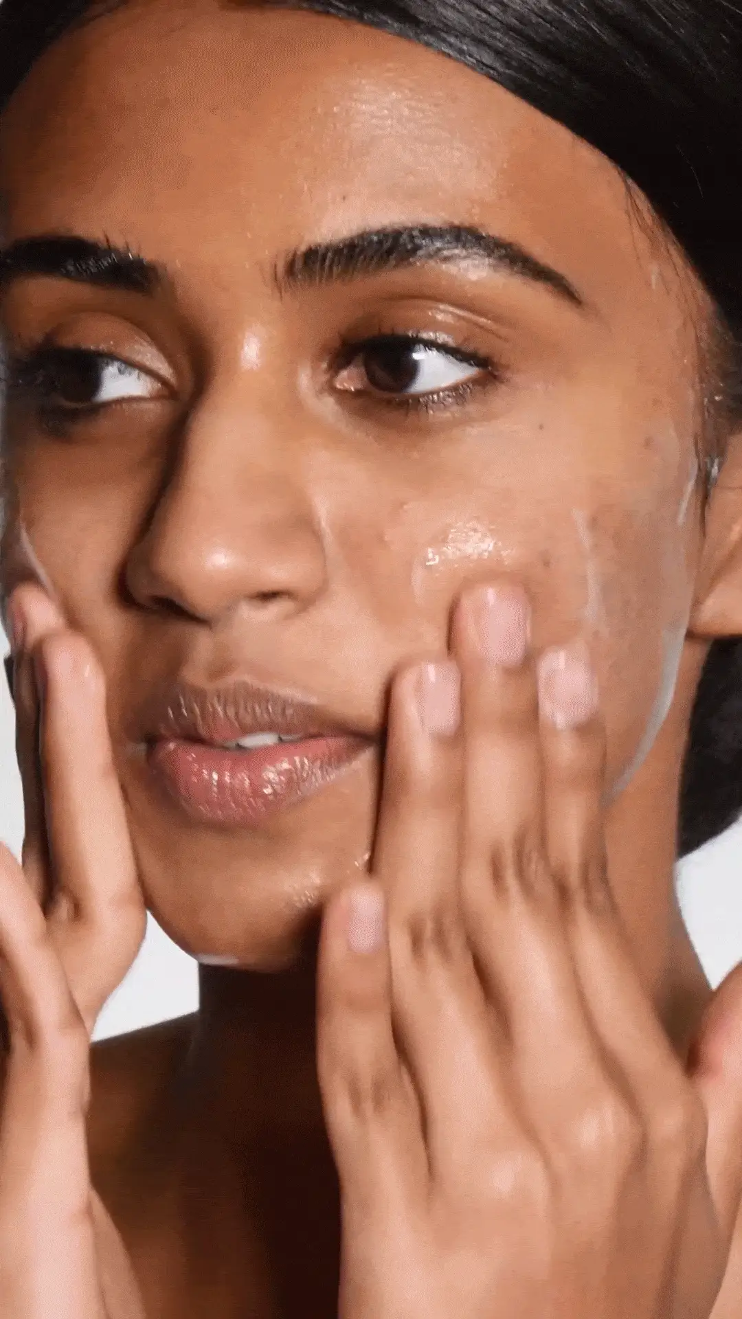 Crystal Cleanse Liquid Crystal Cream Cleanser - Image 3
